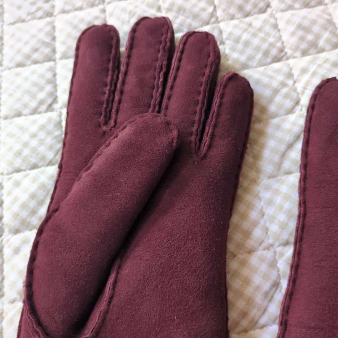 タグ付き　未使用品♥UGG グローブ　手袋　ボルドー