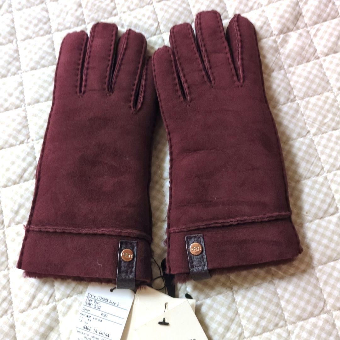 タグ付き　未使用品♥UGG グローブ　手袋　ボルドー