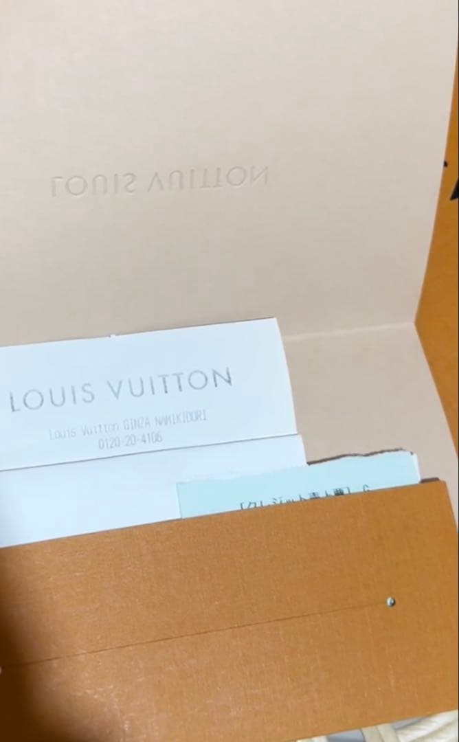 極美品 LOUIS VUITTON ポルトフォイユ ヴィクトリーヌ ホワイト