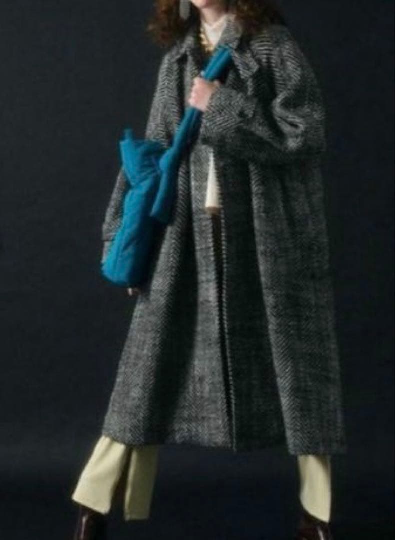 3128Aメゾンスペシャル ヘリンボーンステンカラーロングニットコート　ツイード