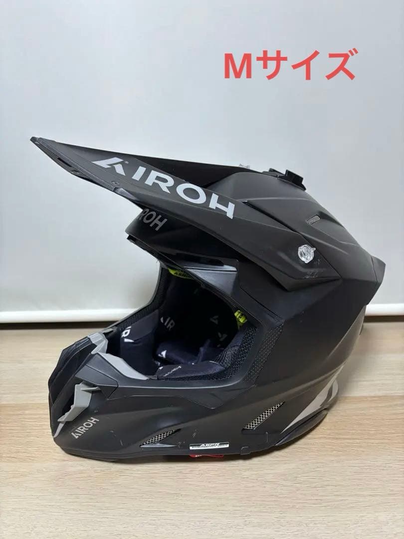 AIROH TWIST3 Mサイズ マットブラック ツイスト3