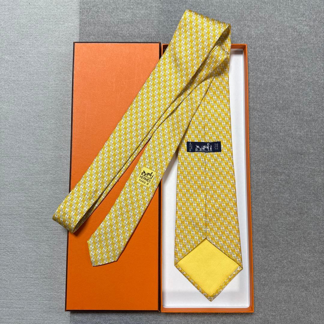 美品　エルメス　ネクタイ　黄色オレンジ　H柄　ファソネ　派手　結婚式