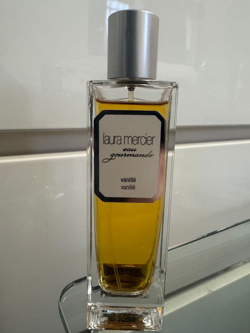 早い者勝ち！50ml Laura Mercier アンバーバニラ 香水正規品