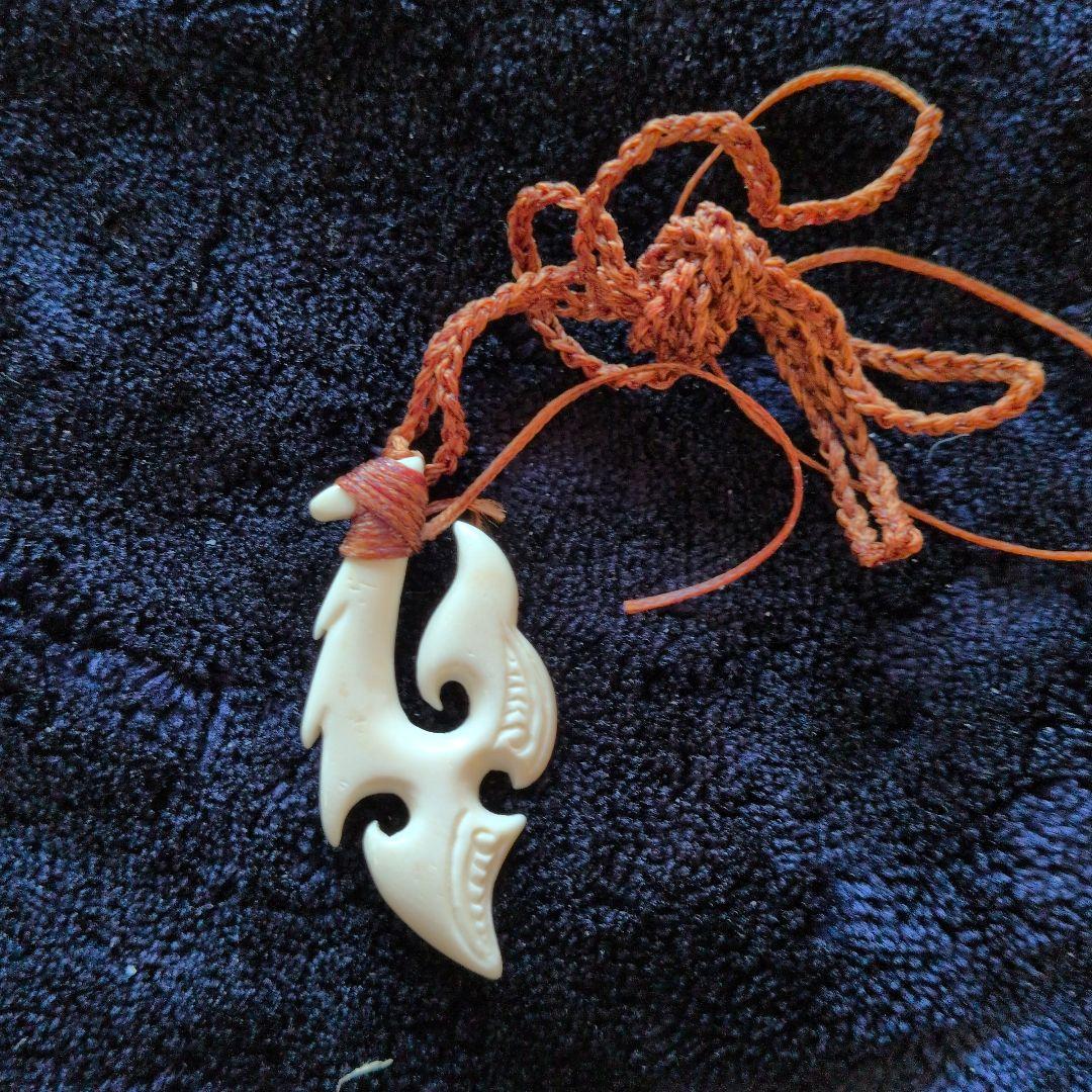 #93　ボーンカービング　ネックレス　フィッシュフック