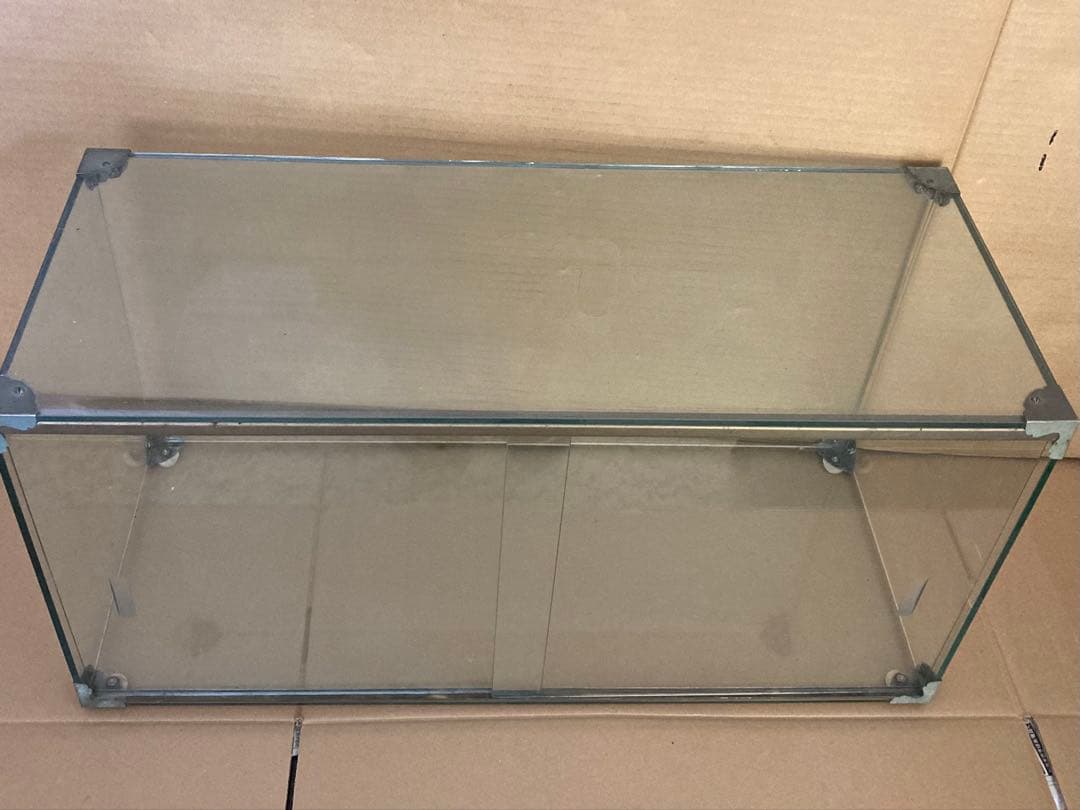 ガラスショーケース 陳列棚　ディスプレイ　店舗什器　昭和レトロ　全面ガラス