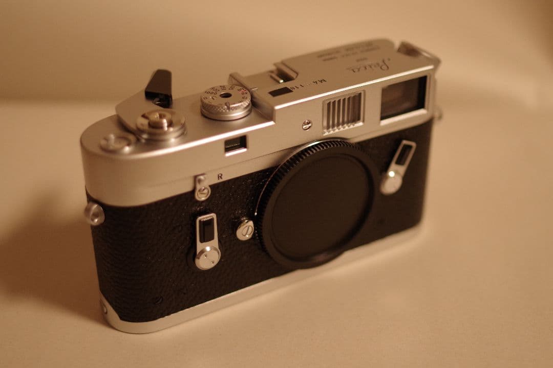 〈ご成約品〉　Leica M4 レンジファインダーカメラOH済