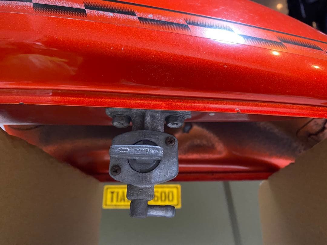 スズキ グラストラッカーBB 燃料タンク