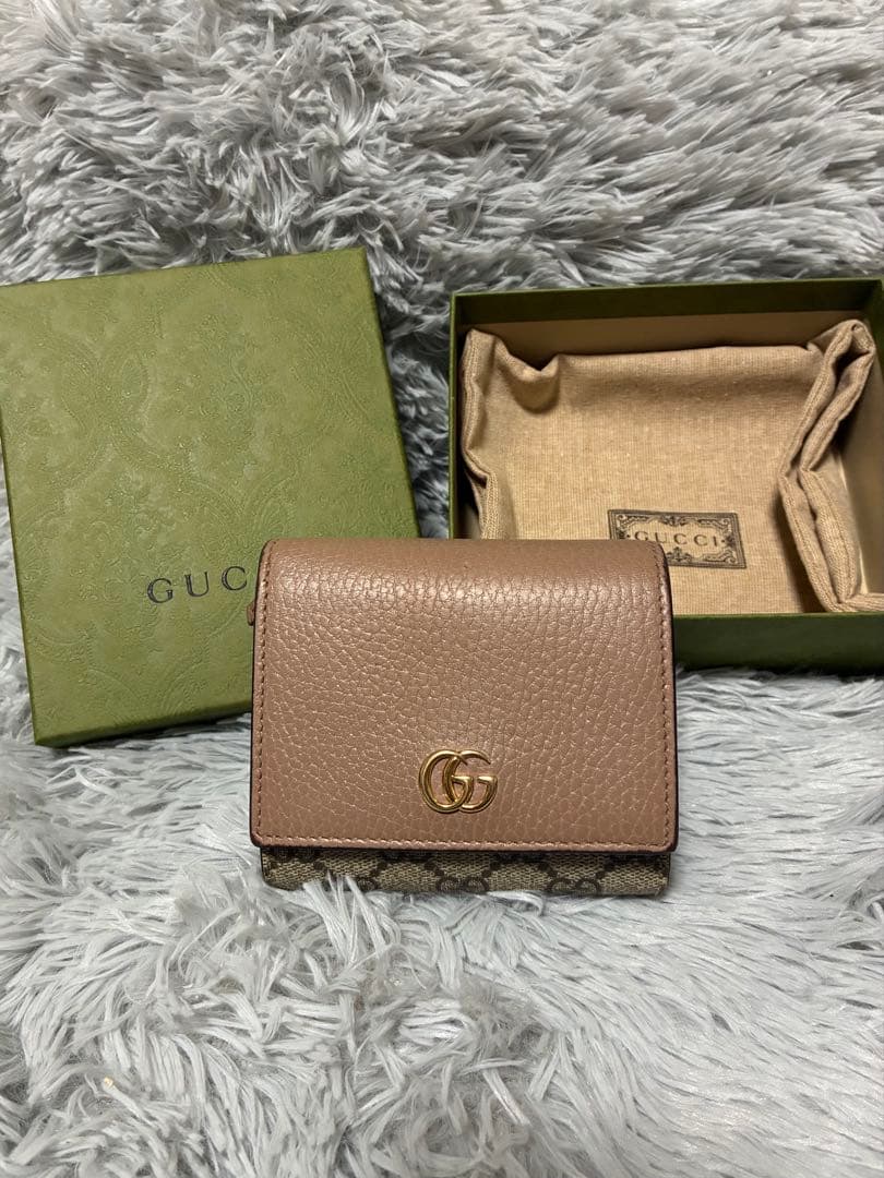 GUCCI ダブルG バイカラー　ミディアムウォレット