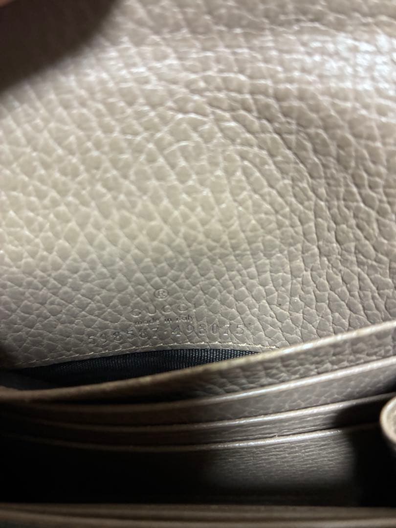 GUCCI ダブルG バイカラー　ミディアムウォレット