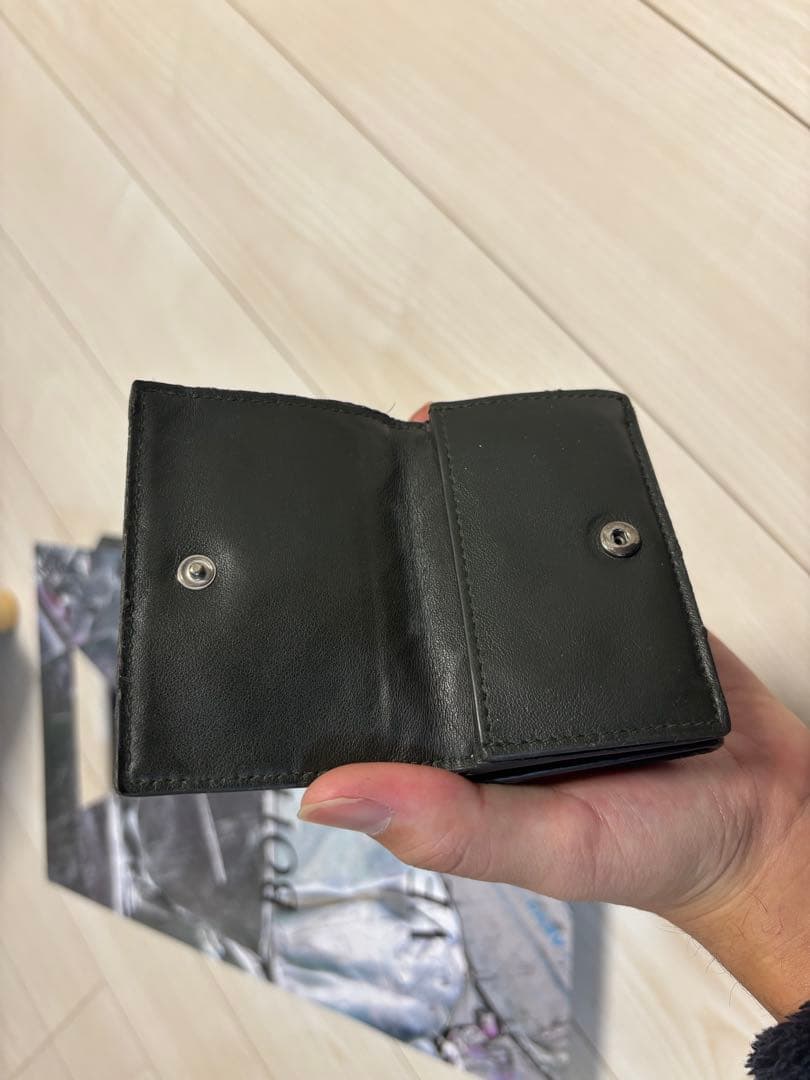 BOTTEGA VENETA カーキ三つ折り財布