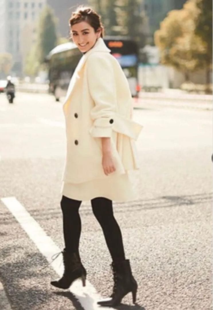 JUSGLITTY ダブルボタンミドルコート