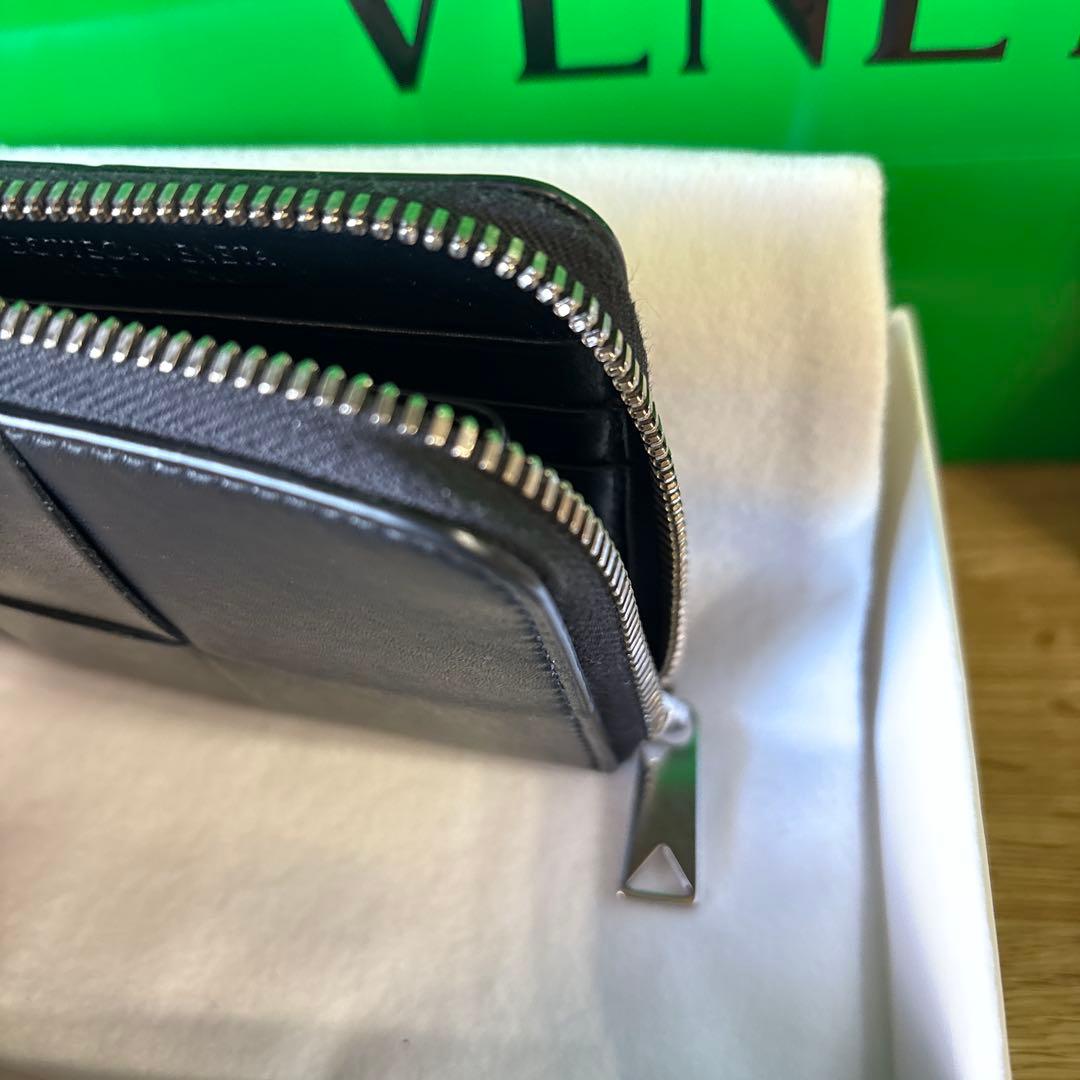 は*ろ様 BOTTEGA VENETA スクエア コンパクトジップアラウンドウォ