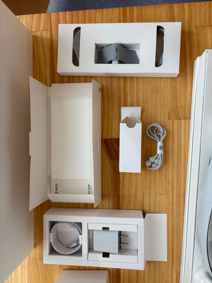 PICO 4 VRヘッドセット 美品