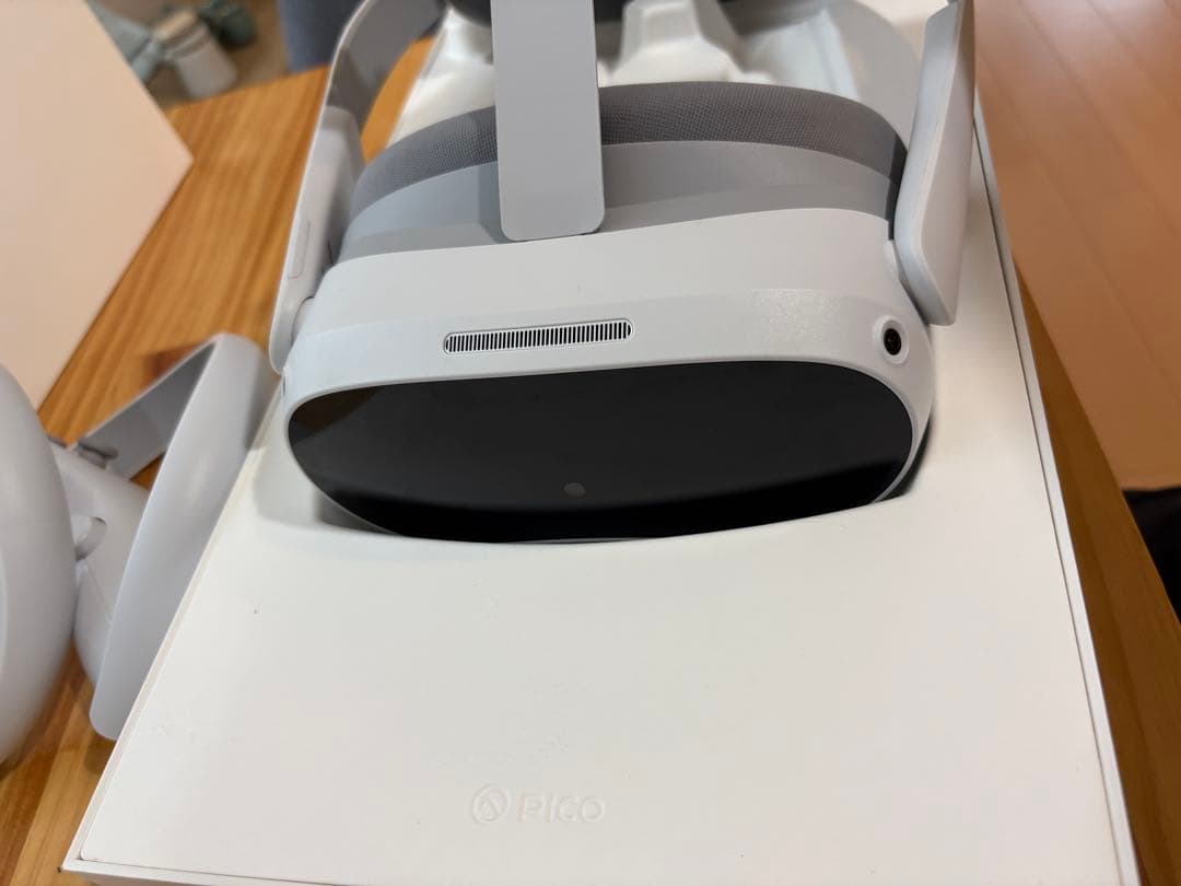 PICO 4 VRヘッドセット 美品