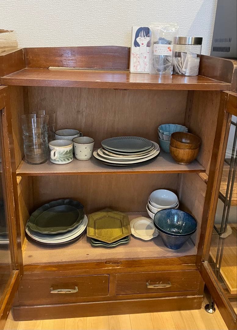仁平古家具店　木製ガラス扉食器棚　本棚