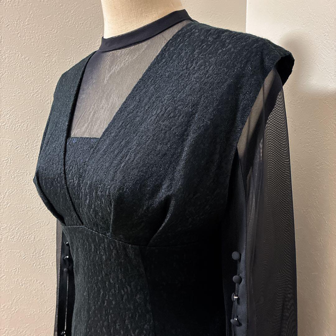 Vラインジャガードドレス / V line jacquard dress