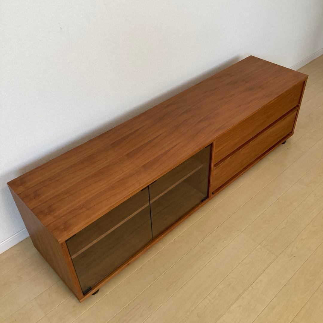 無印良品　テレビ台　テレビボード　ガラス扉付き