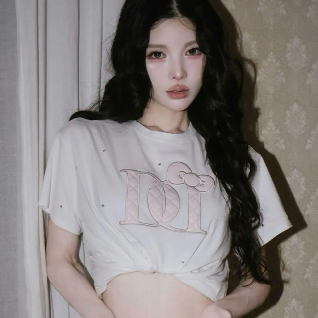 Hello DarichキルティングアップリケビジューTシャツ