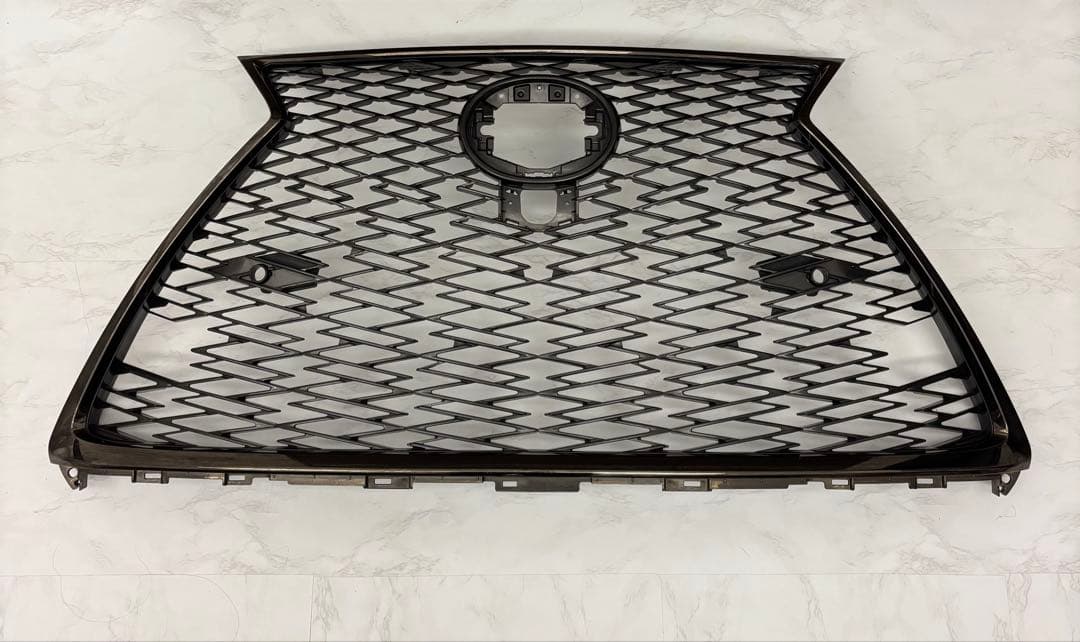 レクサスRX　Fスポーツ仕様グリル