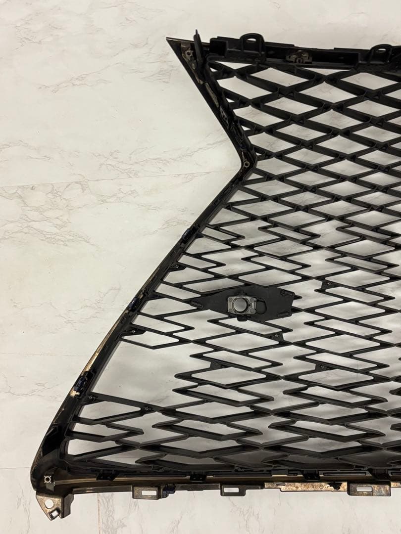 レクサスRX　Fスポーツ仕様グリル