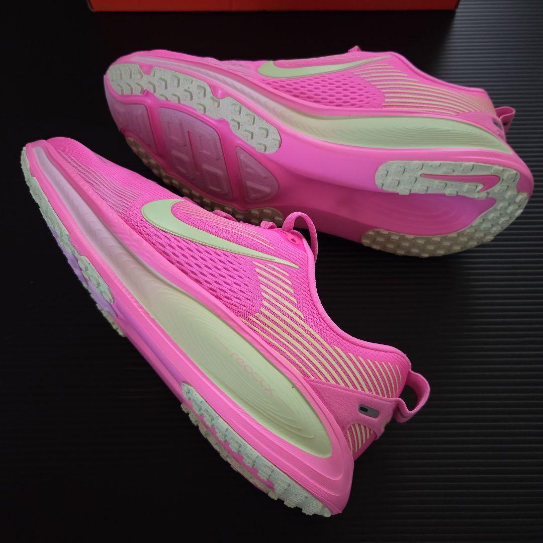 未使用❗ナイキ　VOMERO 18 (GS ) 25cm