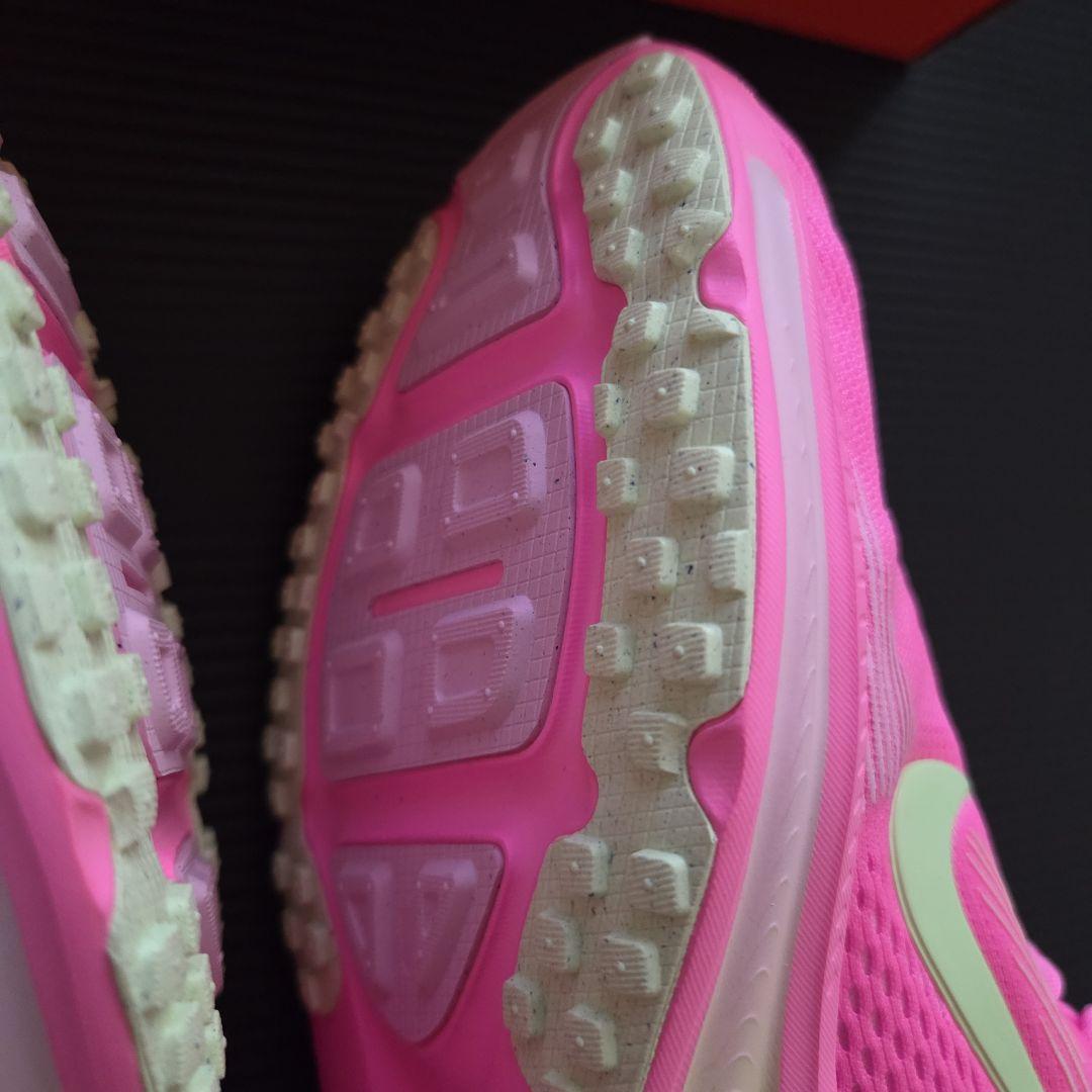 未使用❗ナイキ　VOMERO 18 (GS ) 25cm