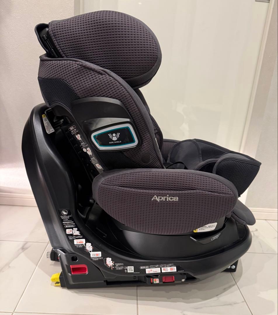 アップリカ チャイルドシート　フラディアグロウ セーフティープラスプレミアム