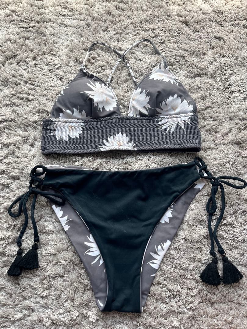 ALEXIA STAM フラワープリント水着