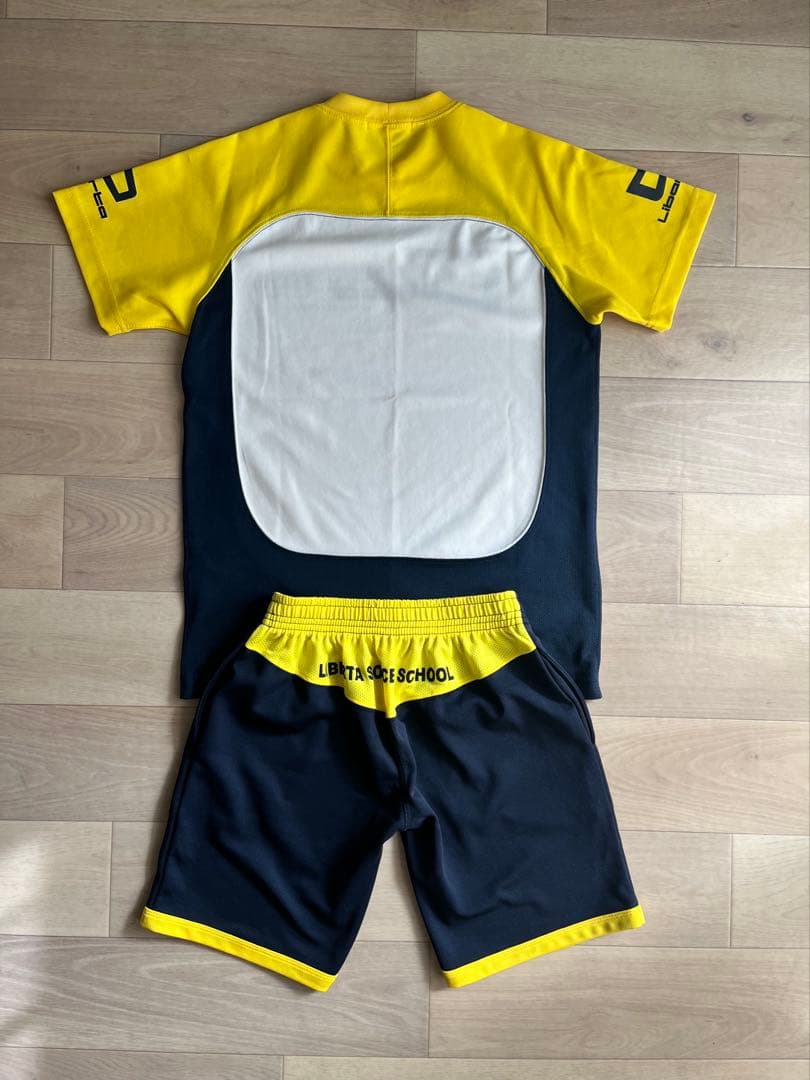 LIBERTA サッカーウェア4点セット