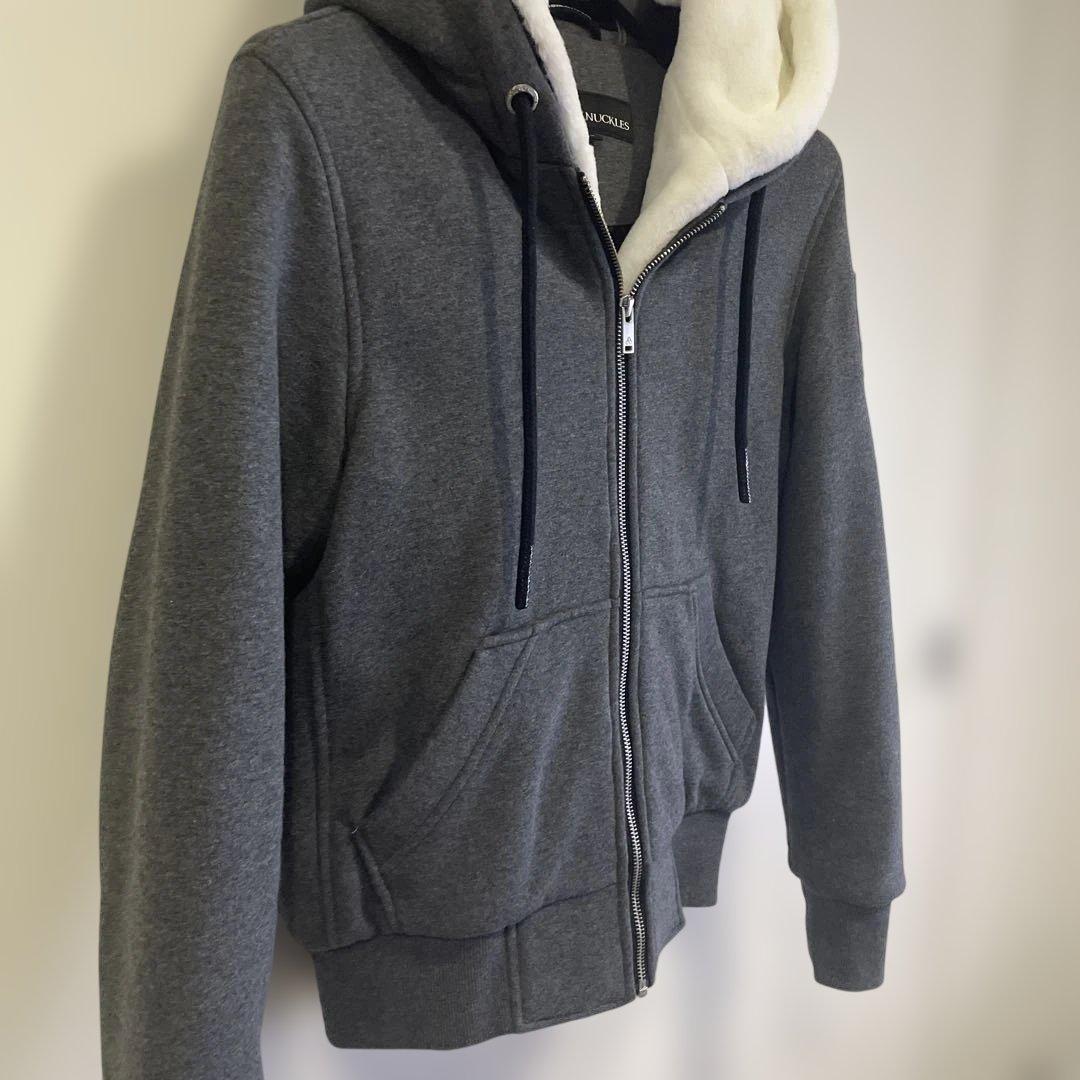 ムースナックルズ