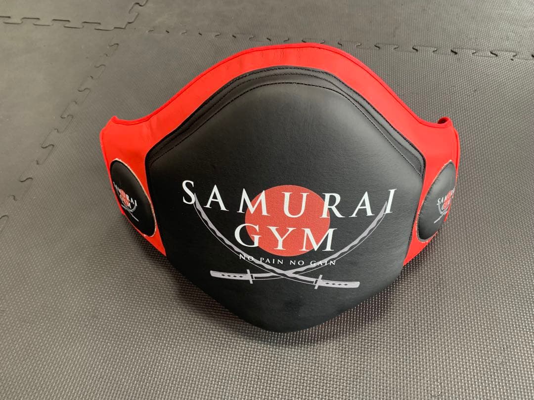 【送料無料　SAMURAI メーカーボディプロテクター ムエタイ