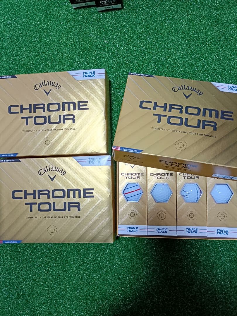 キャロウェイ　CHROME TOUR 　ホワイト　 3ダース