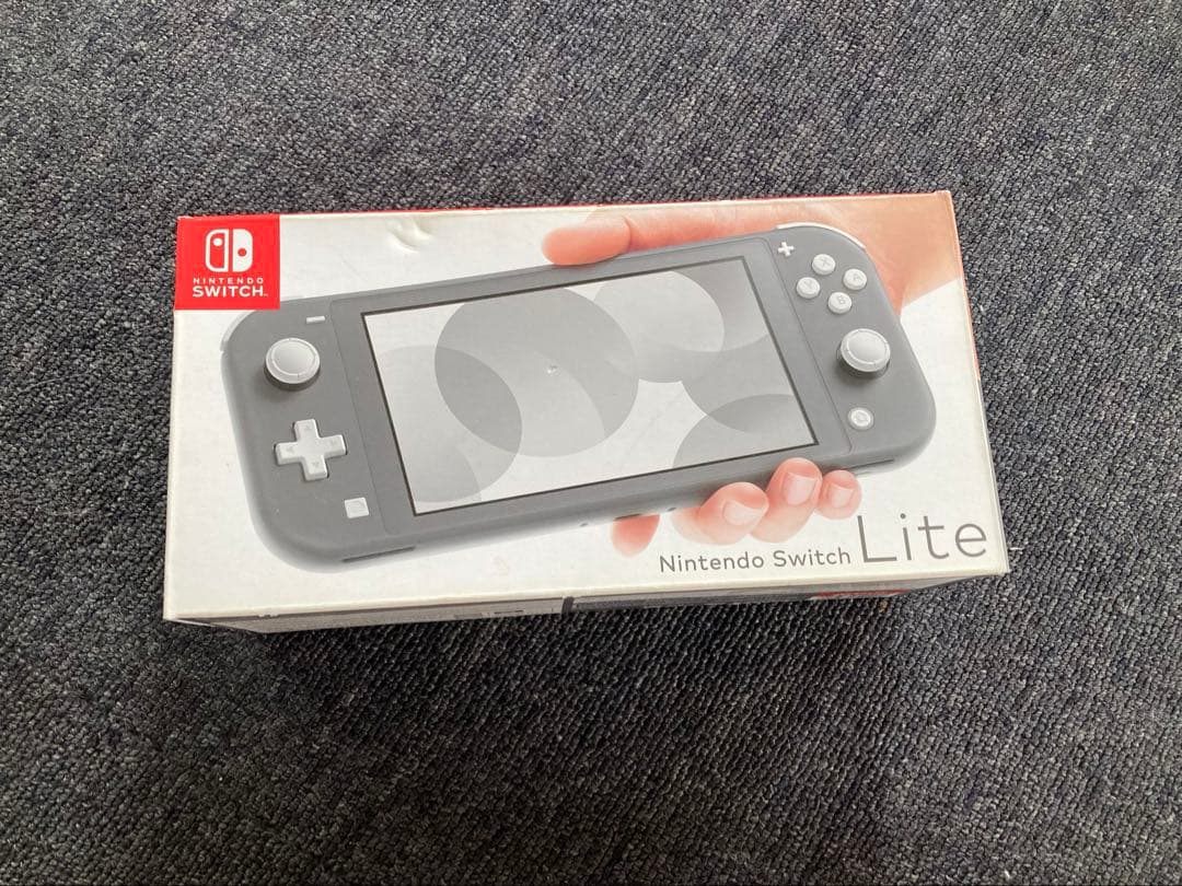 パ*ラ様 任天堂 Switchライト カバー ソフト付き