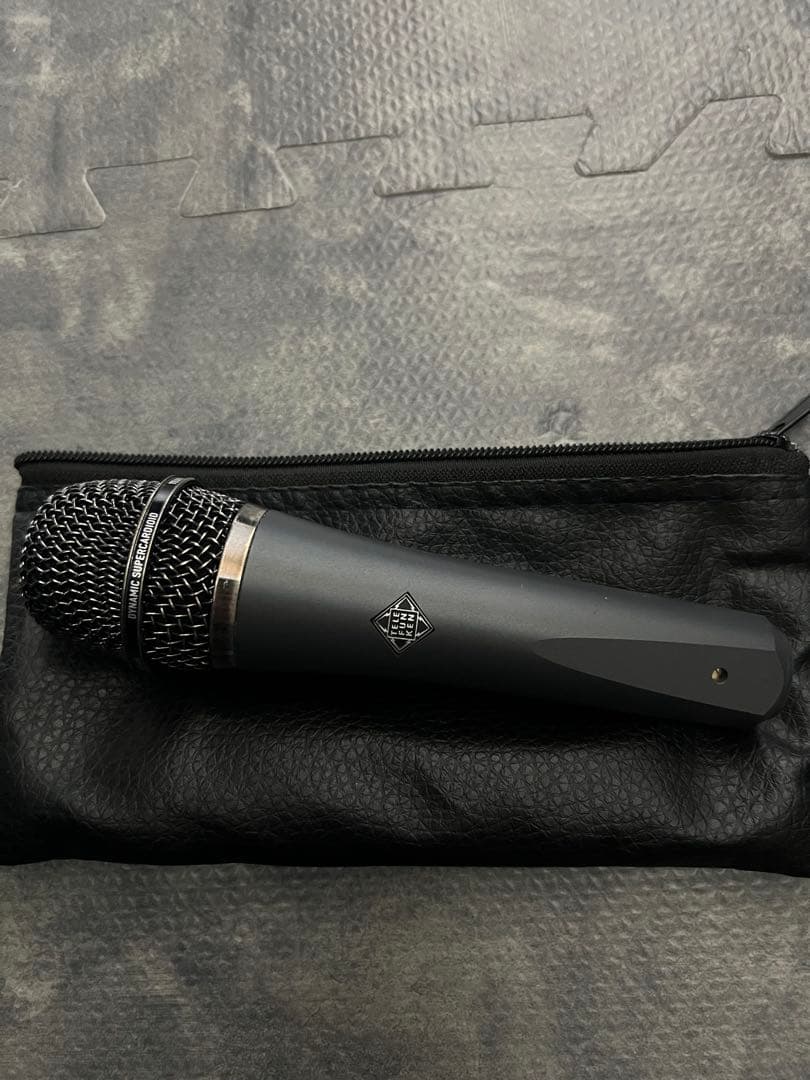 配信機器・PA機器・レコーディング機器 TELEFUNKEN M81