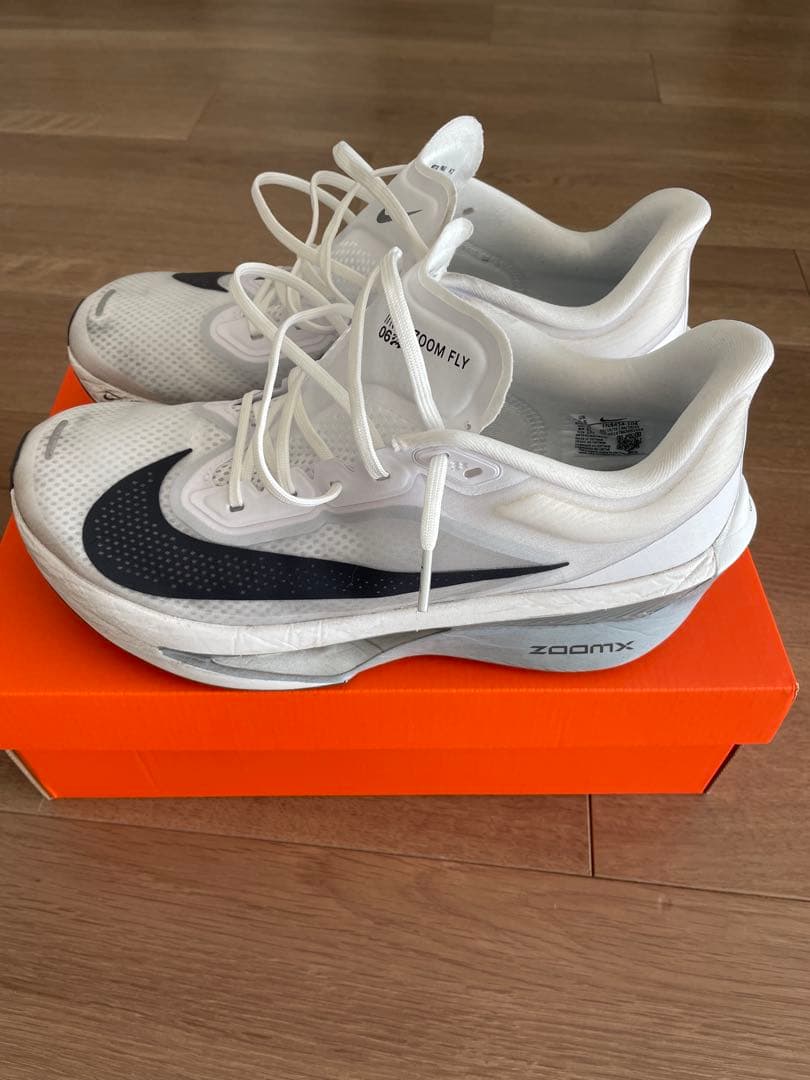 ナイキ　ズームフライ6