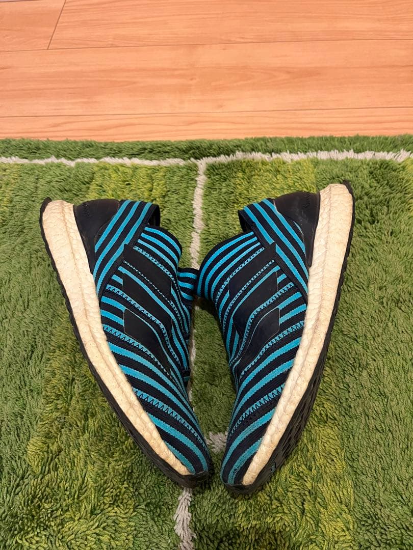 激レア アディダス サッカー フットライト ネメシスタンゴウルトラブースト