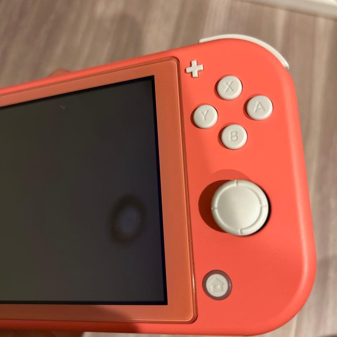Nintendo Switch Light コーラル 本体