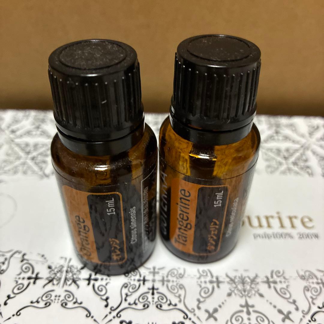 doTERRA エッセンシャルオイルボックス 22本収納