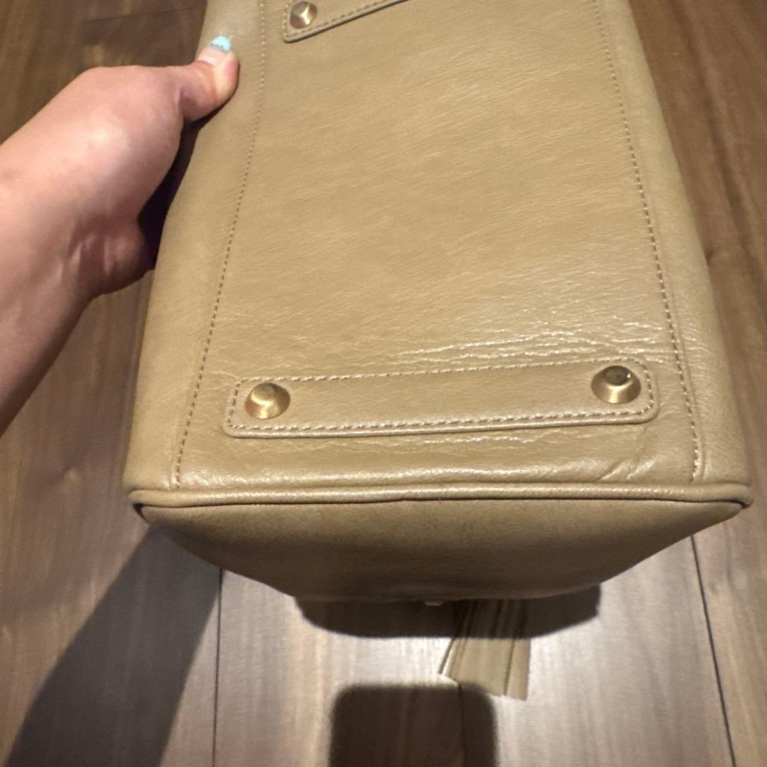 FUMIKODA BIANCAタッセル付き