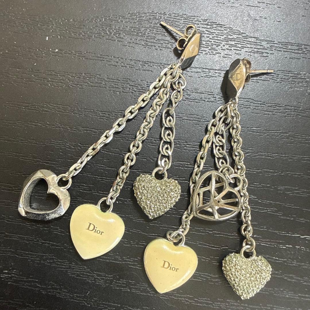ChristianDior ラインストーン付きハートモチーフピアス　シルバー