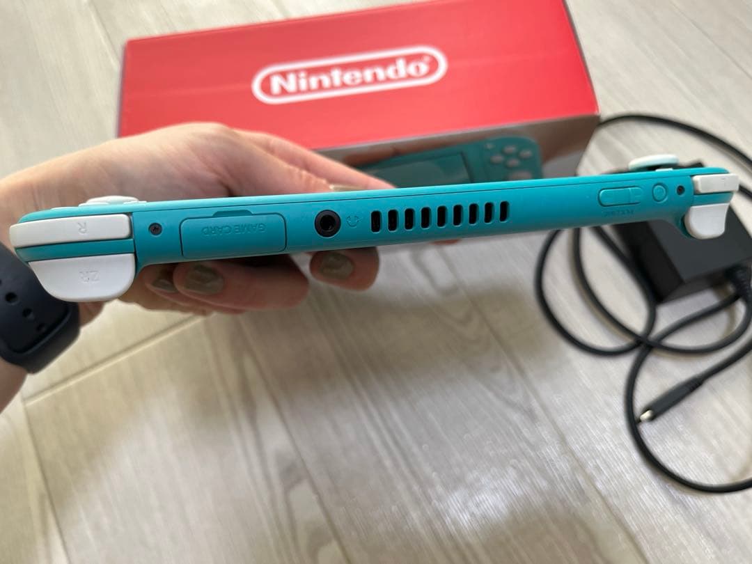 Nintendo Switch lite ターコイズ ACアダプター付【箱あり】