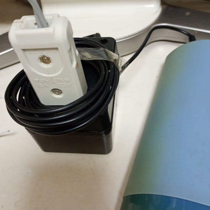 コナミ　ゲームセレクター RU003 ＋任天堂ファミコン純正アダプタ　通電確認済