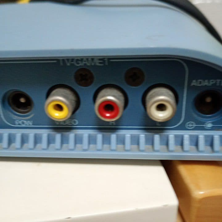 コナミ　ゲームセレクター RU003 ＋任天堂ファミコン純正アダプタ　通電確認済