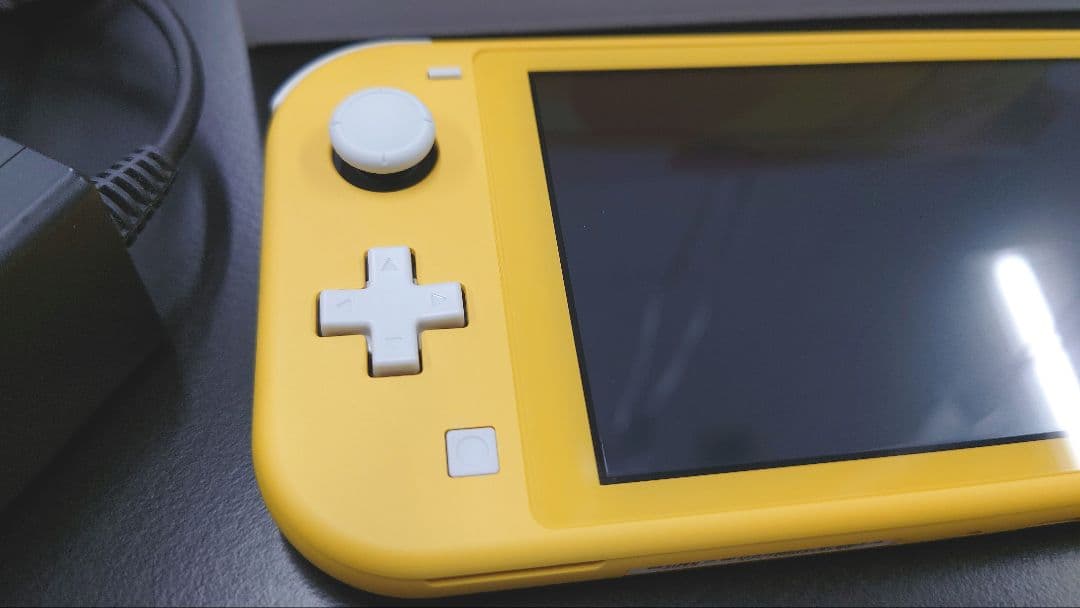 Switch Lite イエロー