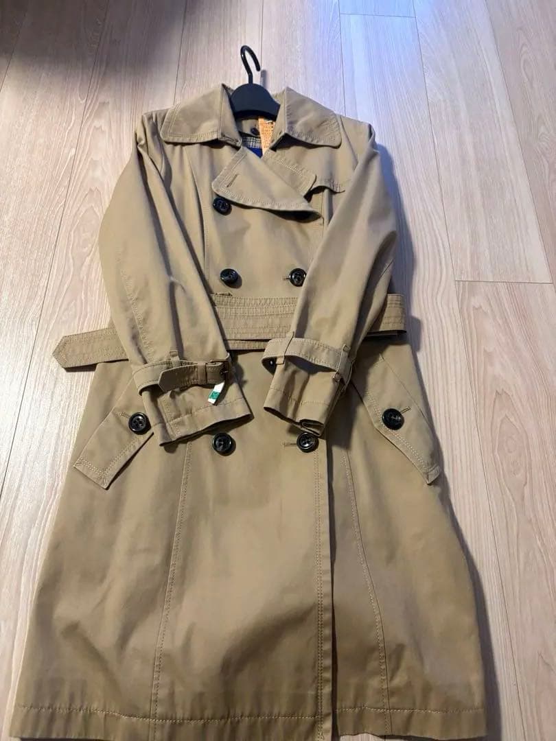 Burberryブルーレーベル　ベージュ トレンチコート