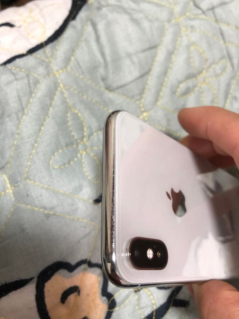 携帯電話本体 Apple iPhone X 64GB
