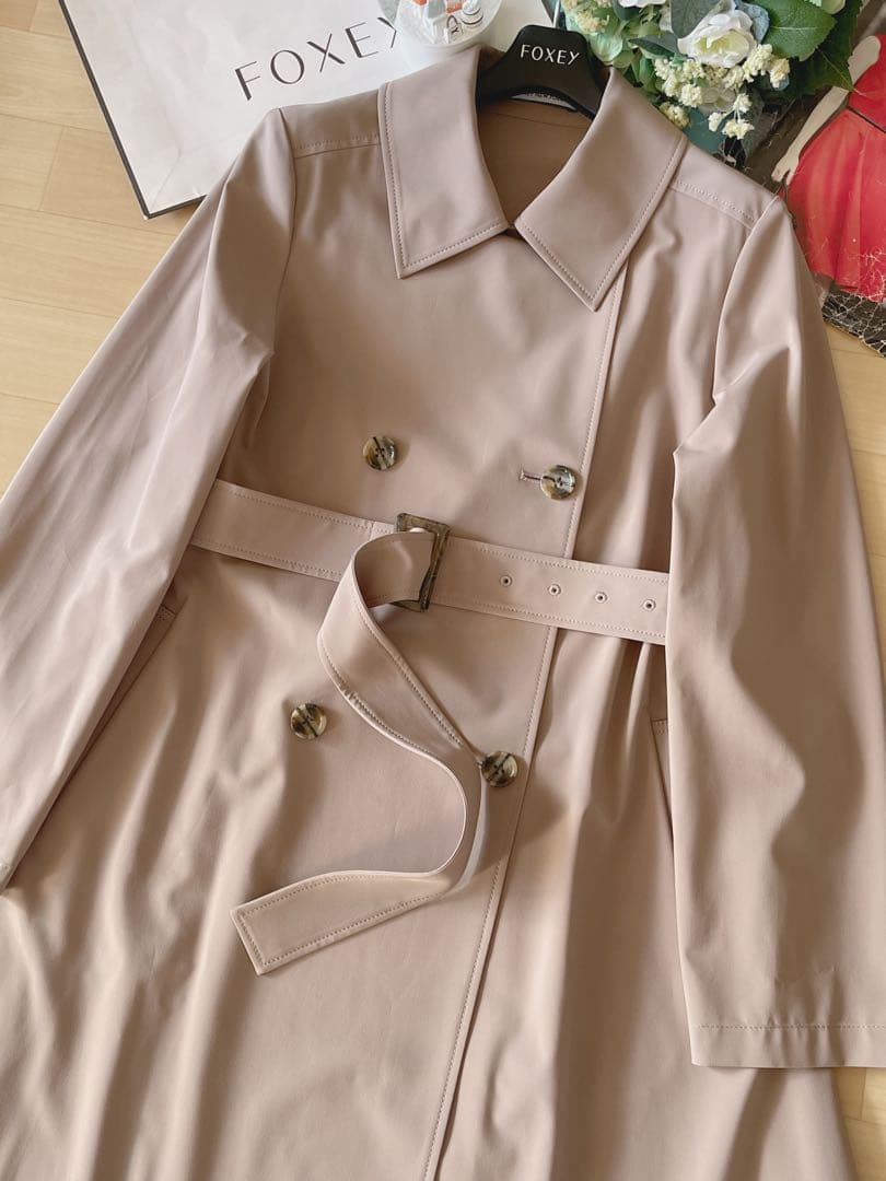 極美品！FOXEYモダントレンチコート　40 Rene foxeyフォクシー