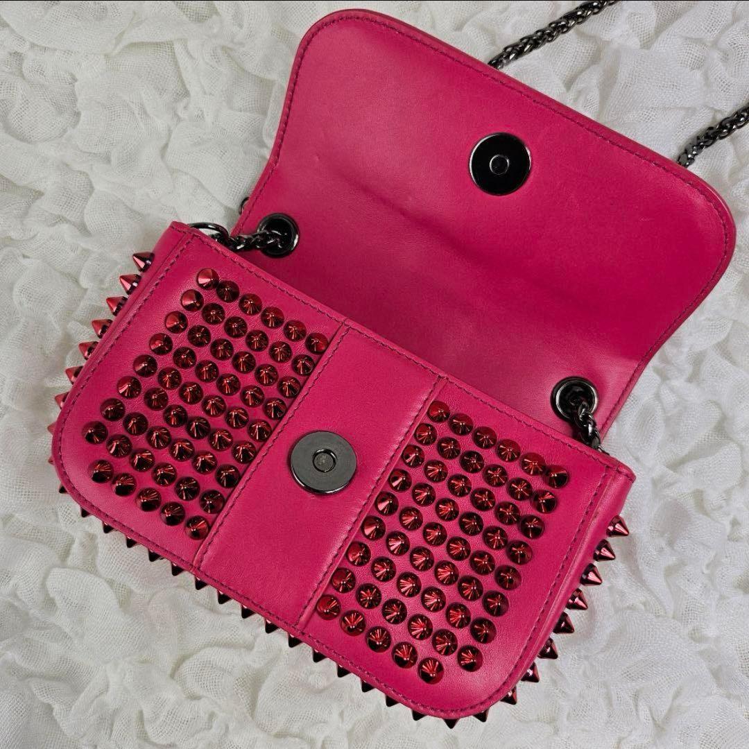 ア*ラ様 【値下げ】ルブタン ショルダーバッグ