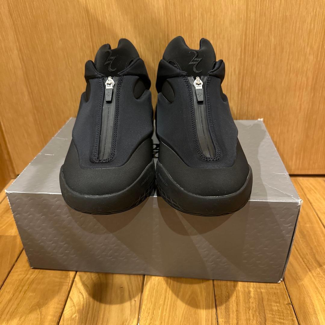 シューズ(男性用) Converse SHAI 001