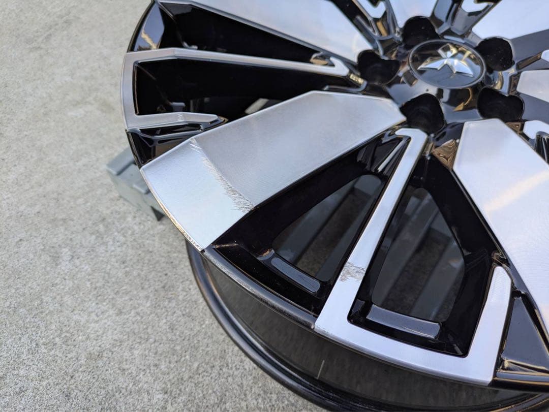 ガリキズありアウトランダー PHEV 20インチ ホイール 1本 20×8J ②